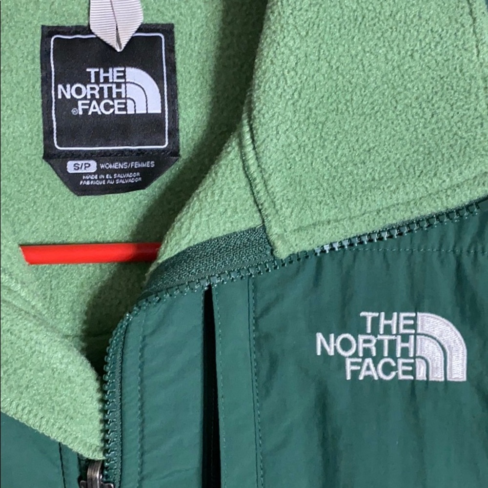 TheNorthFace Denali Jacket - Picture 2 of 4